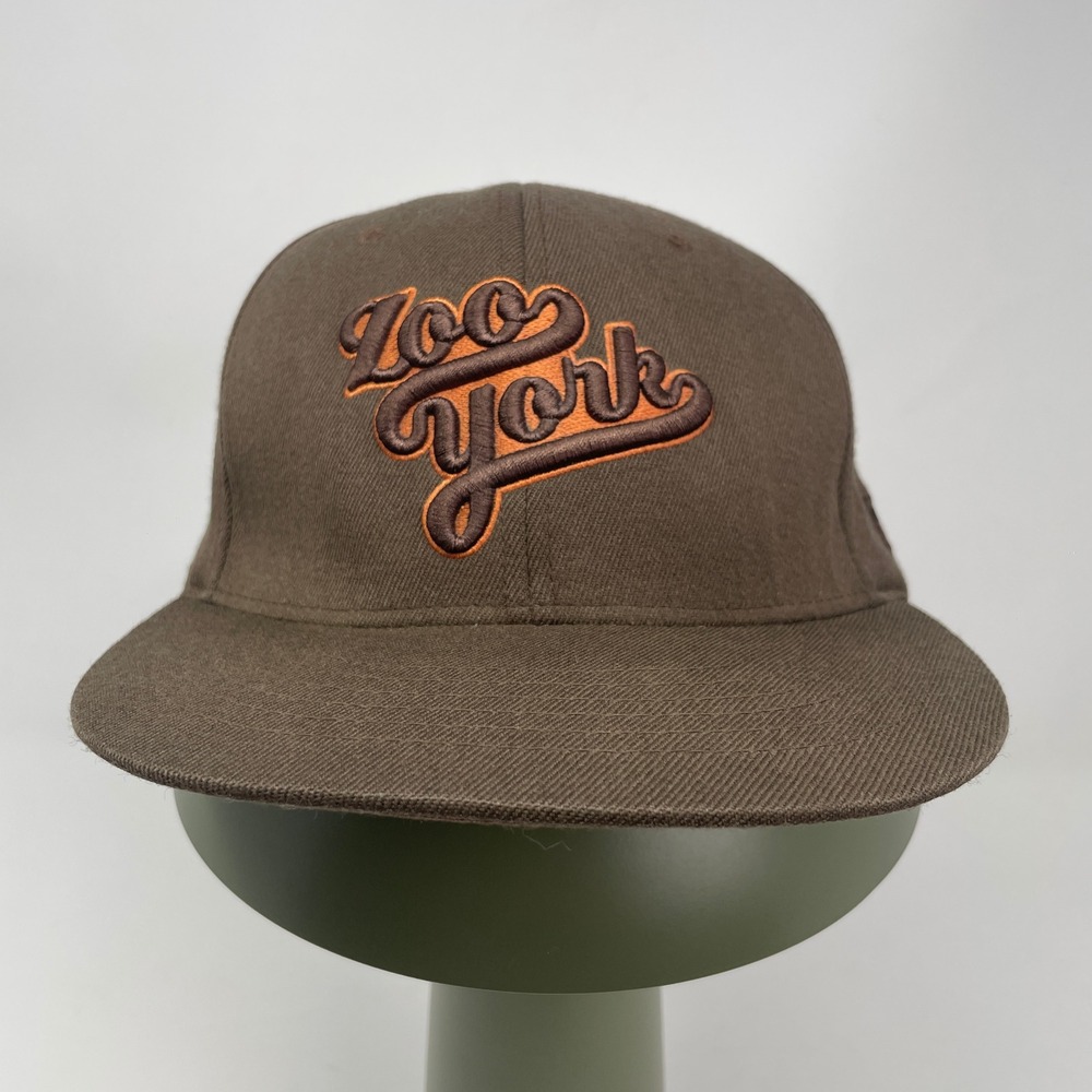 VTG‎ Zoo York Flexfit Hat Brown Orange Embroidered Script Logo Flat Brim Cap S/M
